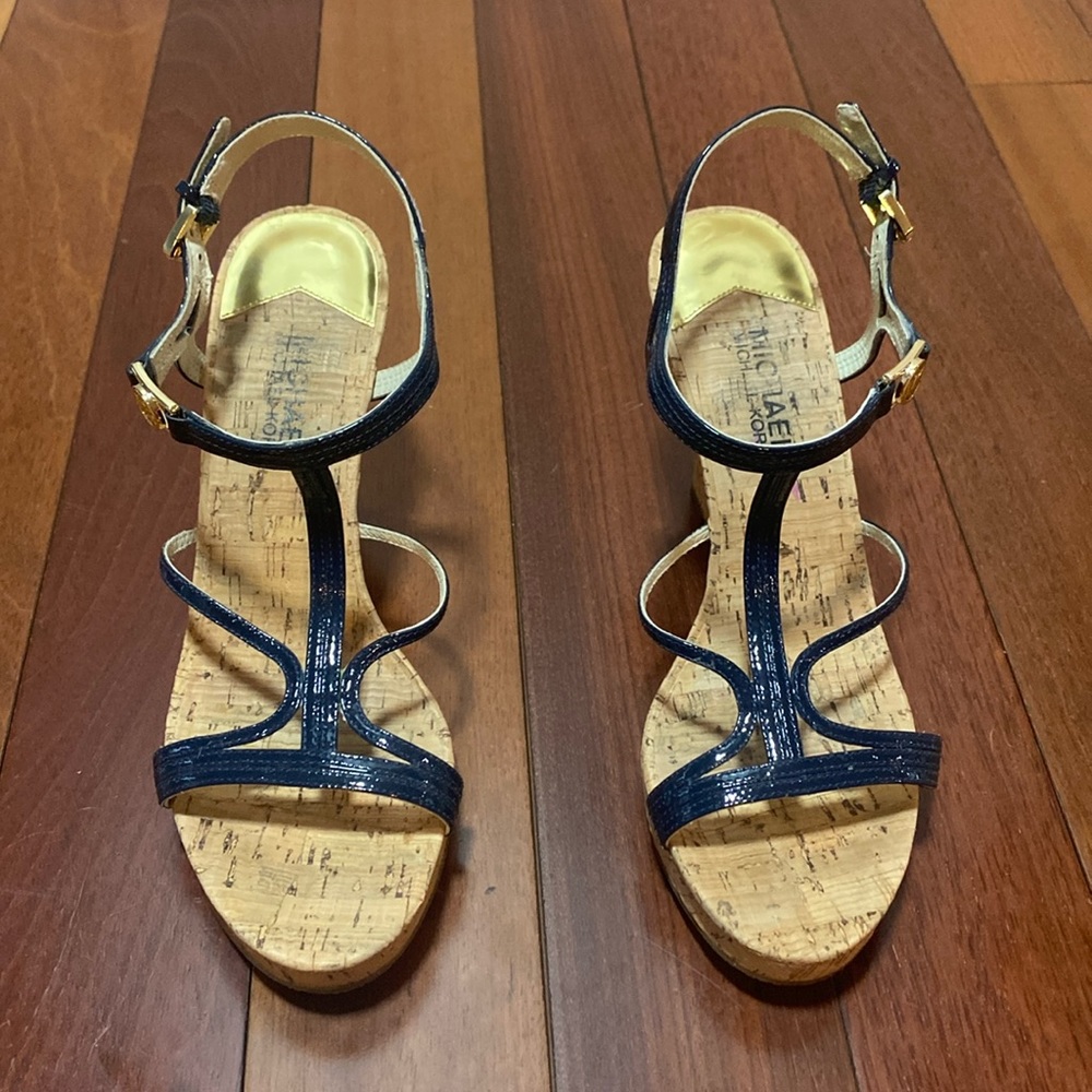 MICHAEL MICHAEL KORS strappey wedge.